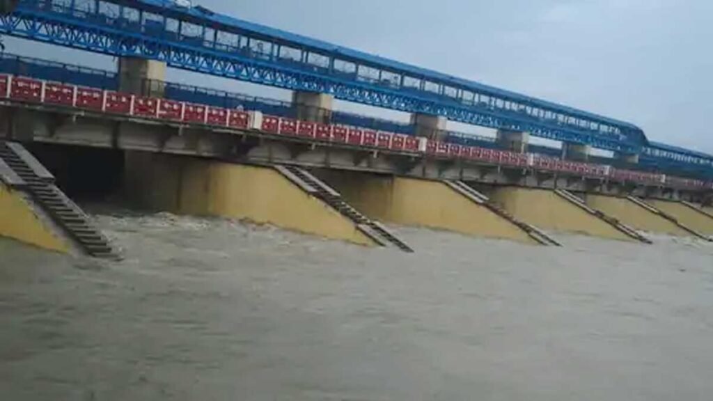 बाढ़ चौकियों को किया गया अलर्ट