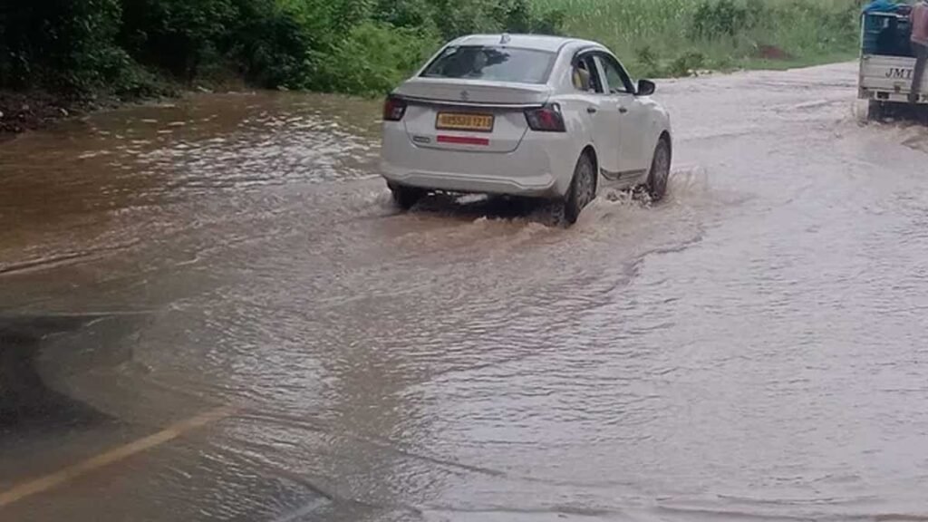 पहले भी बंद हुआ था मार्ग