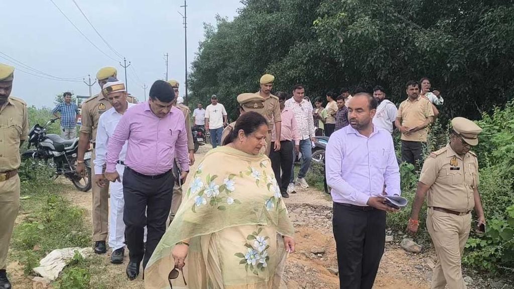 Divisional Commissioner Sangeeta Singh Moradabad