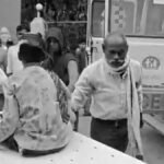 jaunpur accident school van bus children injured