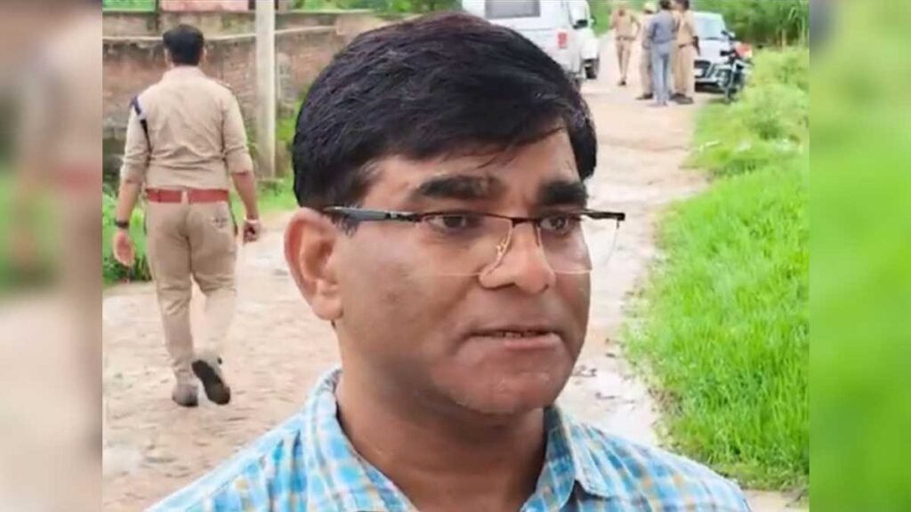 प्रभागीय वनाधिकारी (डीएफओ) डॉ. विनय कुमार