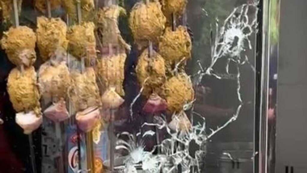 amroha crime chaap shop firing
