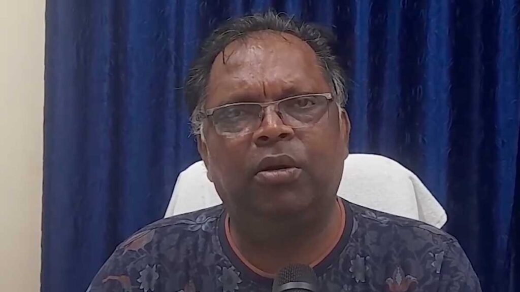 तीन डॉक्टरों के पैनल ने किया पोस्टमॉर्टम