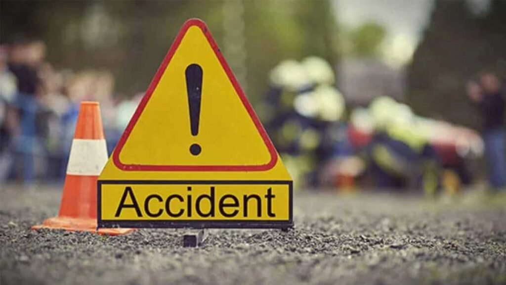 रक्षाबंधन की खुशियां मातम में बदलीं, तेज रफ्तार ट्रेलर ने बाइक सवार दो युवकों को कुचला