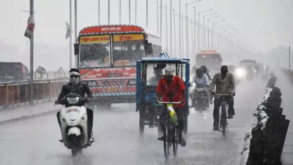 यूपी के इन जिलों में भारी बारिश और आंधी का खतरा, IMD ने जारी किया अलर्ट