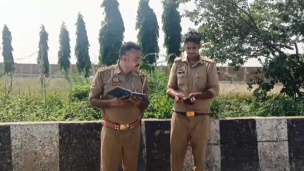 पुलिस टीम ने मौके पर पहुंचकर जांच की