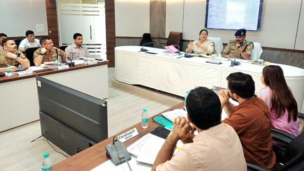 मुरादाबाद मंडल: कानून-व्यवस्था और अपराध नियंत्रण पर हाई-लेवल बैठक, अफसरों को मिले अहम निर्देश