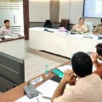 moradabad division commissioner crime control meeting prosecution review