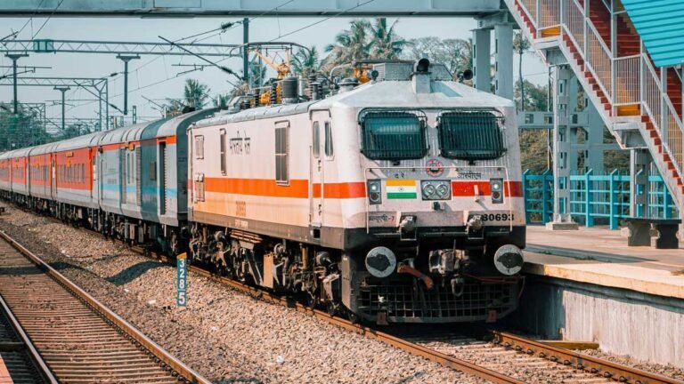 railway news festival special trains kanpur kolkata extra trips