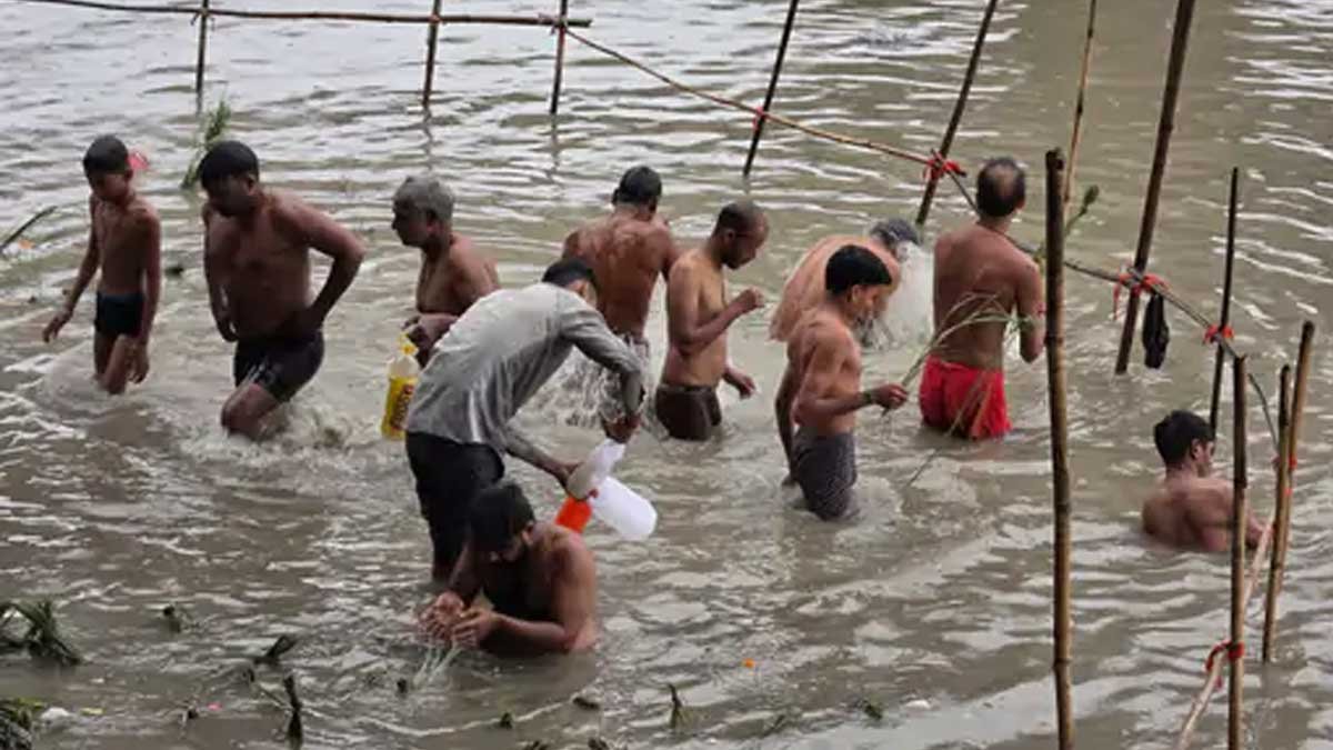 sambhal ganga snan purnima shradh paksha devotees tarpan