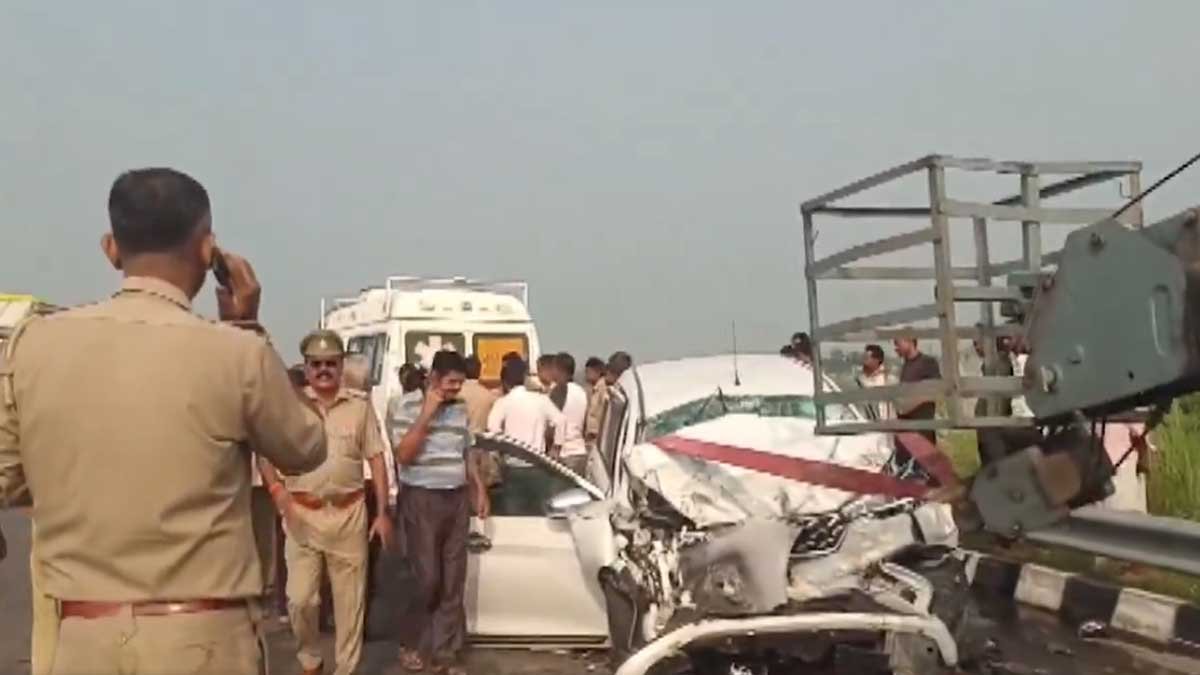 deoria accident cricket players death purvanchal expressway