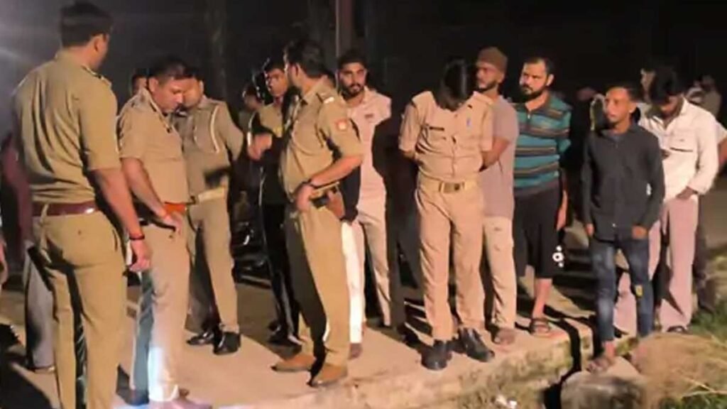 संभल में खुले नाले में समाई 2 साल की मासूम, पुलिस-नगर पालिका ने ढाई घंटे तक चलाया रेस्क्यू!