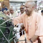 yogi adityanath gandhi jayanti charkha khadi discount lucknow